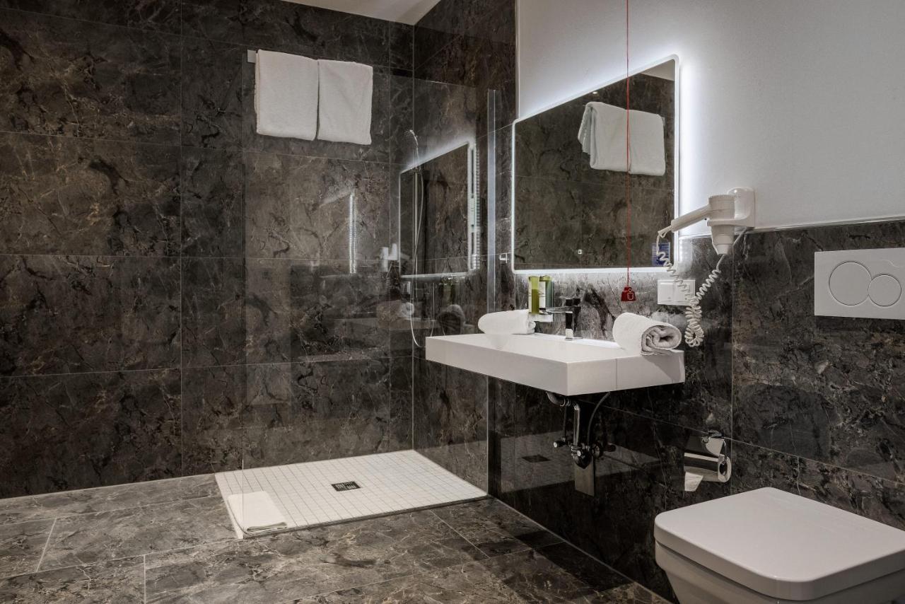 Rheincity Hotel & Boardinghouse Лудвигсхафен ам Рейн Екстериор снимка